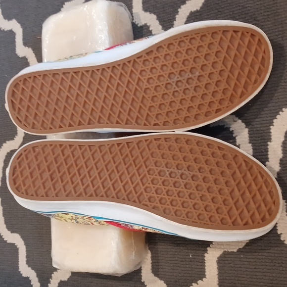 Vans Classic Where's Waldo Slip on Sneakers Limited Edition Women's 10 - Picture 8 of 16